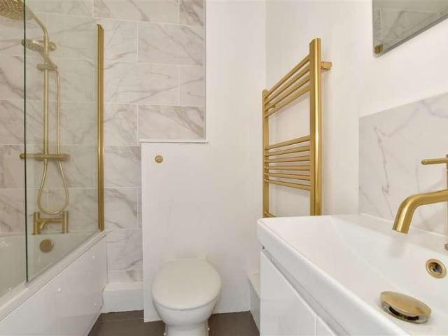 House for sale in Herne and Broomfield, The Bridge