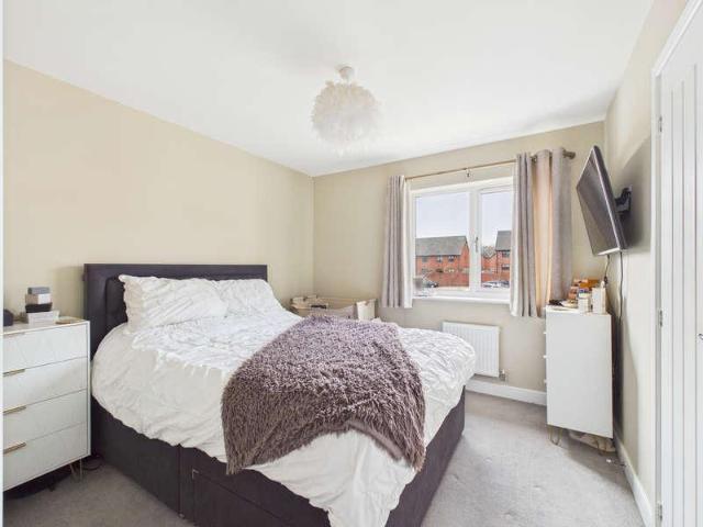 House for sale in Curbridge, Hampshire