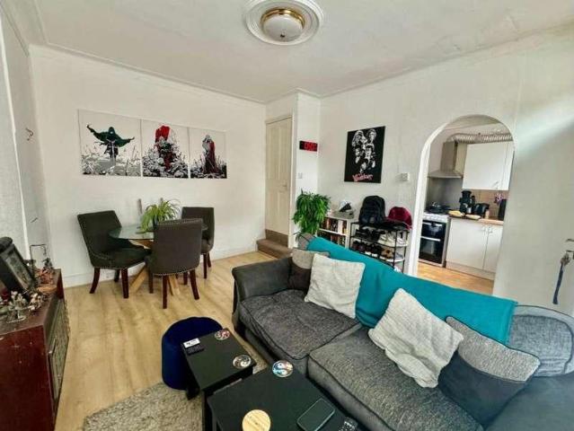 House for sale in Holbeck, West Yorkshire