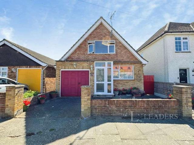 House for sale in Holland-on-Sea, Dale Hill