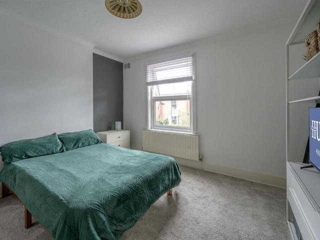 House for sale in Kingswinford, West Midlands