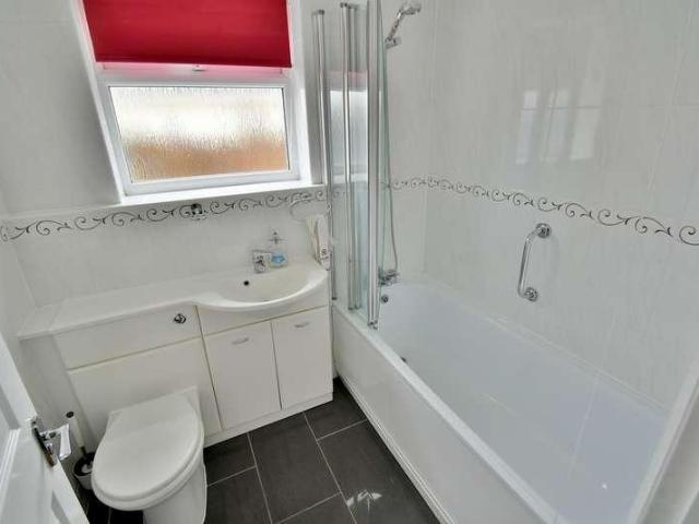 House for sale in Tricketts Cross, Ferndown