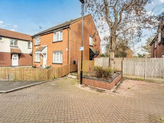 House for sale in Beckton, Greater London