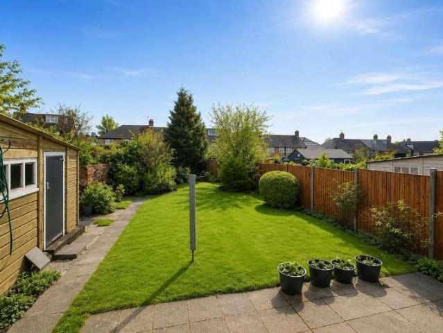 House for sale in Green Street Green, Greater London