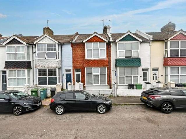 House for sale in Roselands, Eastbourne