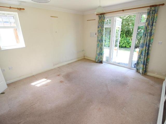 House for sale in Worcester Park, Greater London