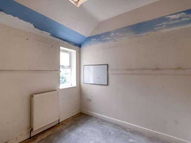 House for sale in Newtown, Costhorpe