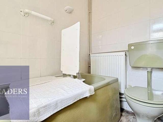 House for sale in Chipping Hill, Essex