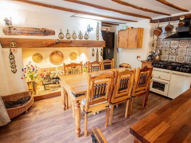 House for sale in Newton Poppleford and Harpford, Budlake