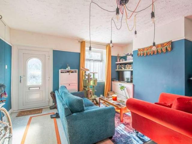 House for sale in Cottingley, Bradford