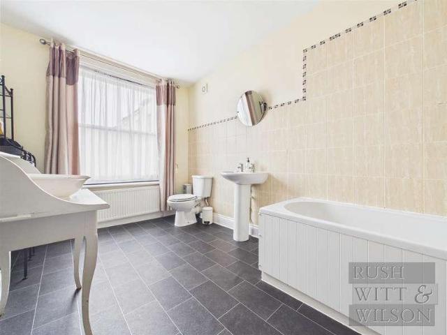 House for sale in Silverhill, Guestling Green