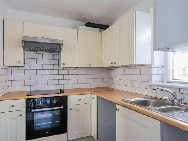 House for sale in Cadoxton, Barry