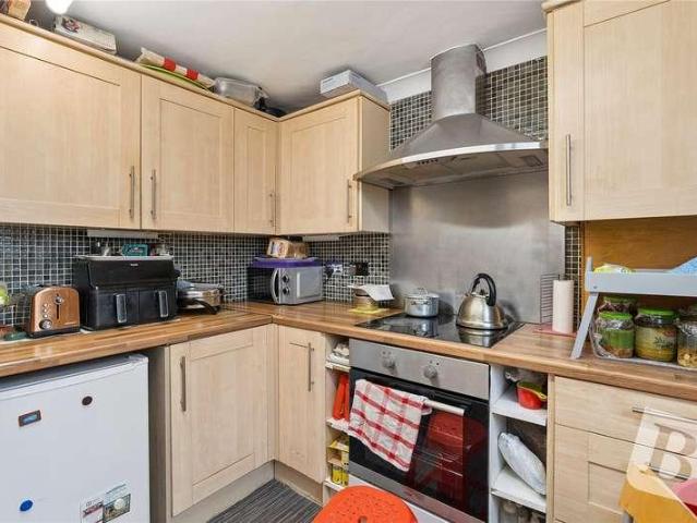 House for sale in Greater London