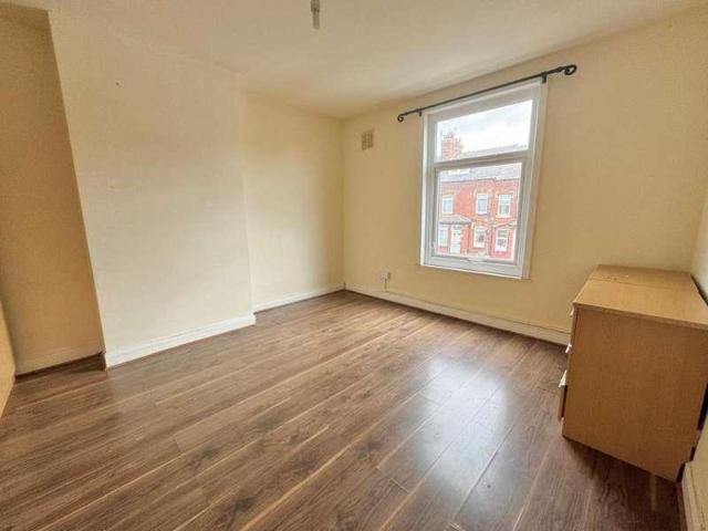 House for sale in Harehills, West Yorkshire