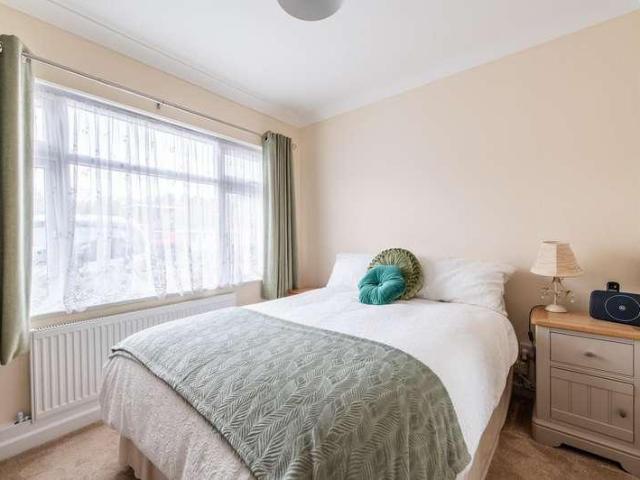 House for sale in Maypole, Monks Orchard