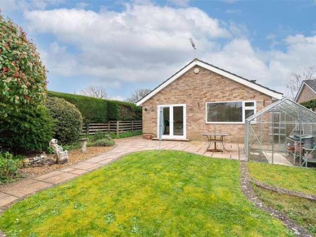 House for sale in Oakley, Merley