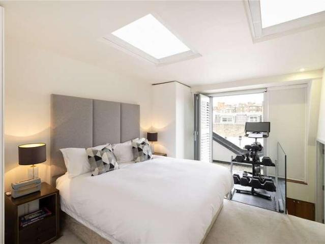 House for sale in Chelsea, Greater London