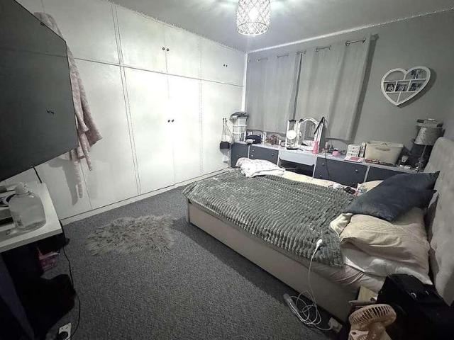 House for sale in Carr Manor, Moor Allerton
