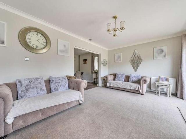 House for sale in Aperfield, Greater London