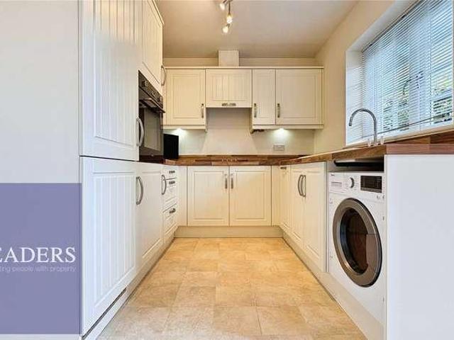 House for sale in Chipping Hill, Essex