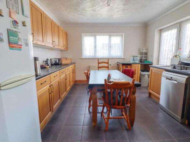 House for sale in Dale Hill, Essex