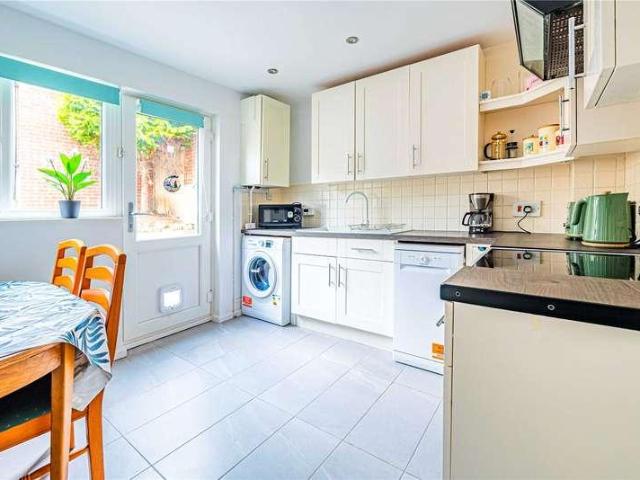 House for sale in Pouchen End, Hertfordshire