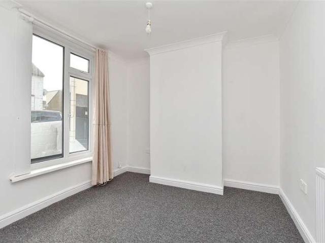 House for sale in Brompton, Gillingham