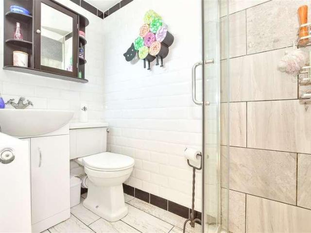 House for sale in Uckfield, Cross In Hand