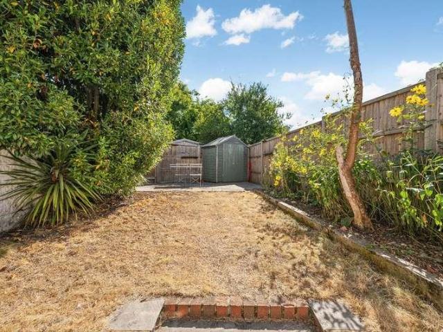 House for sale in Woodcote, Epsom