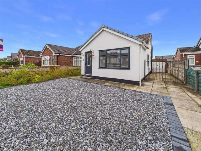 House for sale in Longshaw, St Helens