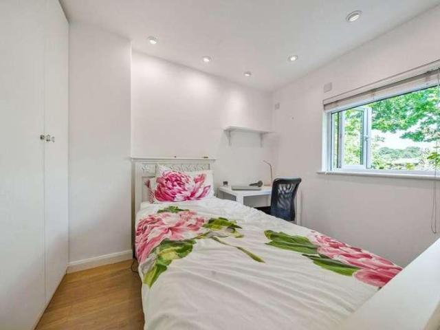 House for sale in Florence Park, The Slade