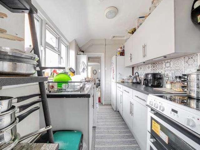 House for sale in Henley-on-Thames, Berrick Salome
