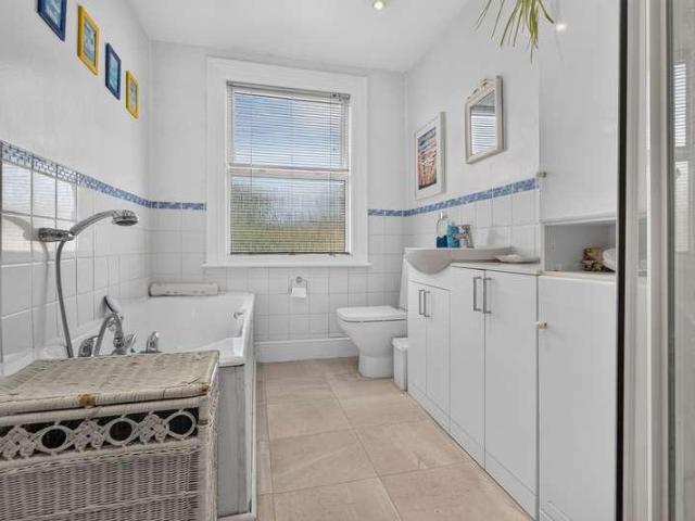 House for sale in Forthampton, Worcestershire