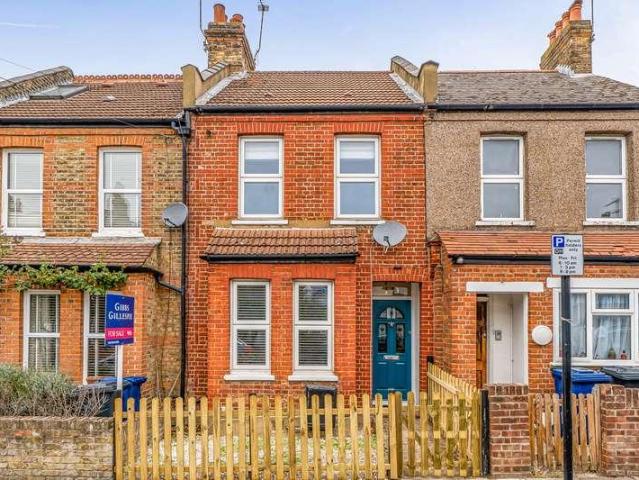 House for sale in London Borough of Ealing, Greater London