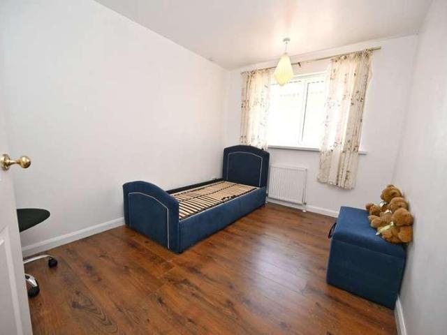 House for sale in Hoyland, South Yorkshire