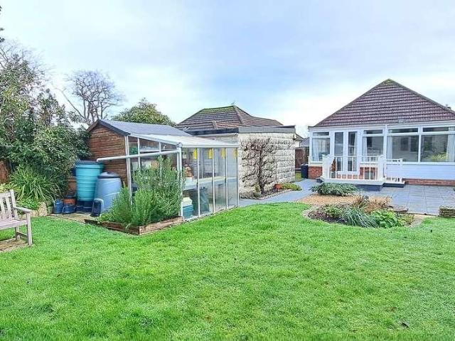House for sale in Old Milton, Ashurst Bridge