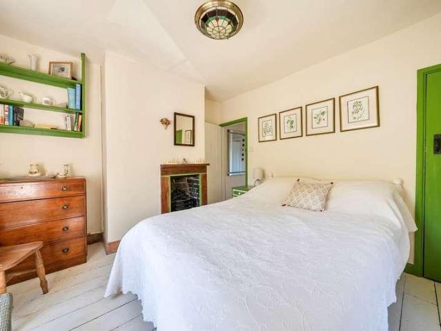 House for sale in Pitcombe