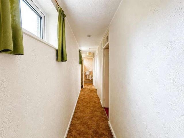House for sale in Highfield, Pouchen End