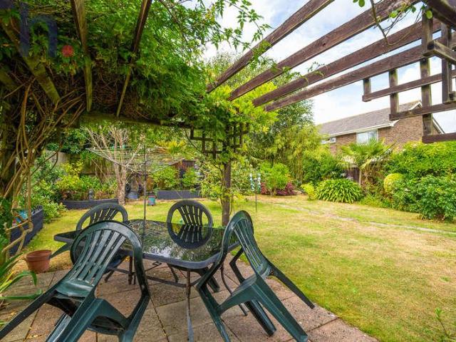 House for sale in Elmfield, Ryde