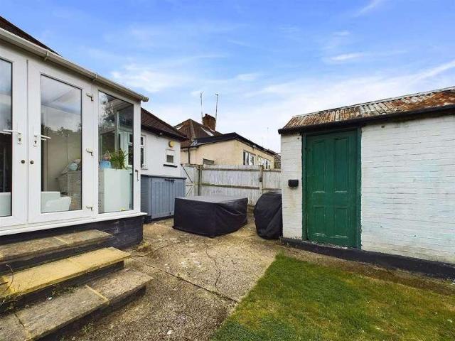 House for sale in Ruislip, Ickenham