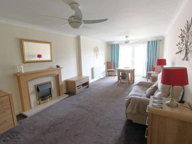House for sale in Wigston Magna, Leicestershire