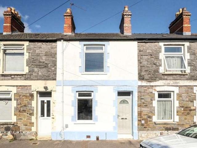 House for sale in Plasnewydd, Falcon Lodge