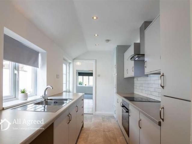 House for sale in Kedleston, East Midlands