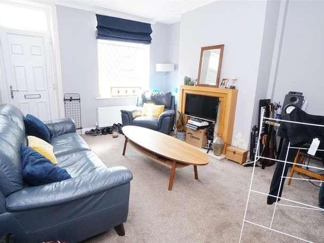 House for sale in Eccleshill, West Yorkshire