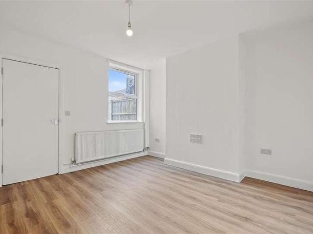 House for sale in Caldermill, East Midlands