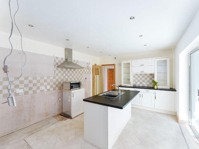 House for sale in High Field, York
