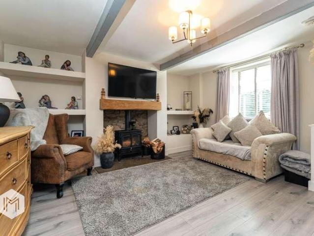 House for sale in Bradshaw, Lee Bank