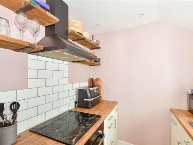 House for sale in Uckfield, Cross In Hand