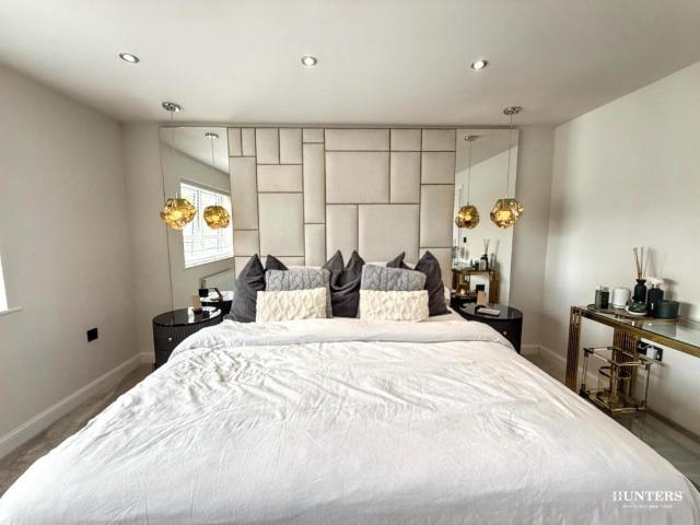 House for sale in Hanging Heaton, Dewsbury