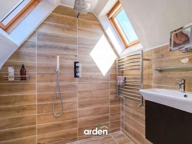 House for sale in Bromsgrove, Worcestershire